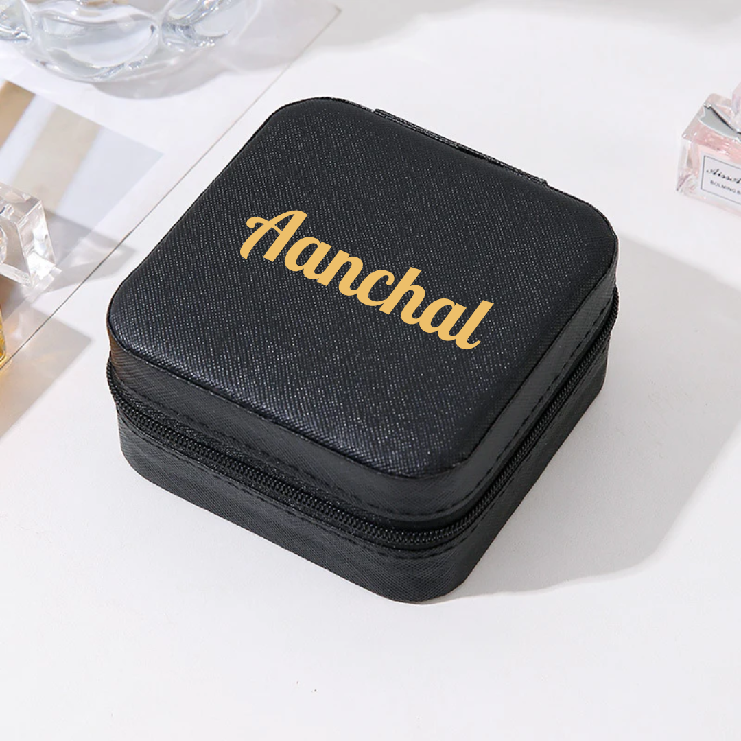 Compact jewellery storage box