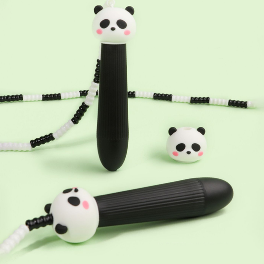Green Diligent Panda skipping rope featuring panda handles and bamboo-style beaded cord