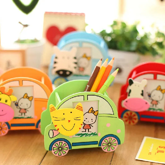 Wooden Cartoon Car Penstand with Photoframe