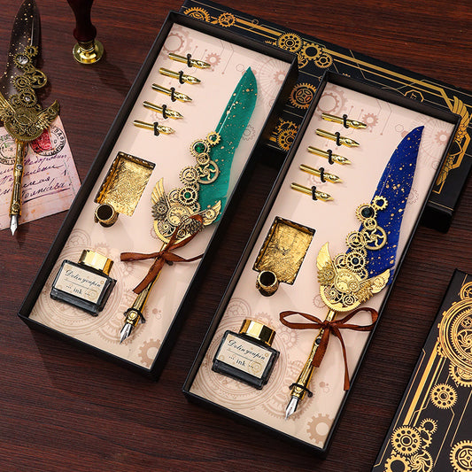 Vintage Vibes - Antique Calligraphy Feather Pen Set